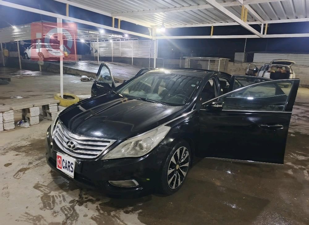 هيونداي أزيرا